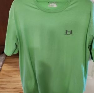Men's Under Armour Heat Gear T Shirt  Size XL